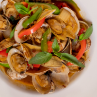 SPICY BASIL CLAMS