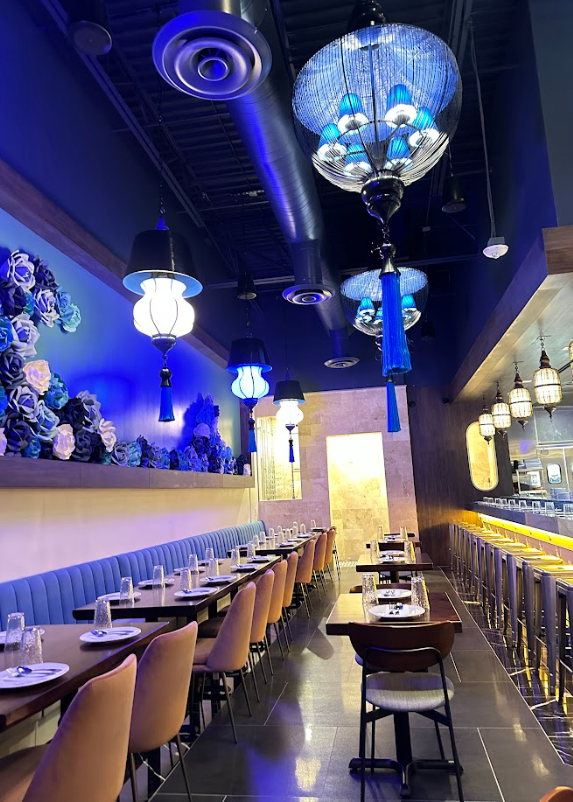 Weera Thai Town Square interior