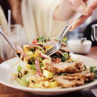 CRISPY DUCK SALAD