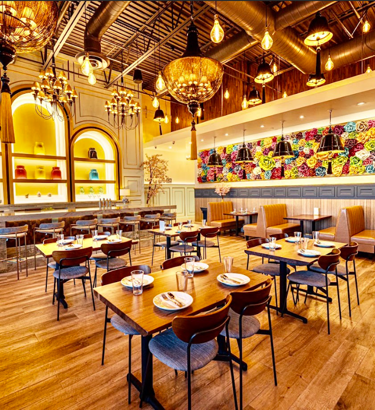Weera Thai Rainbow interior